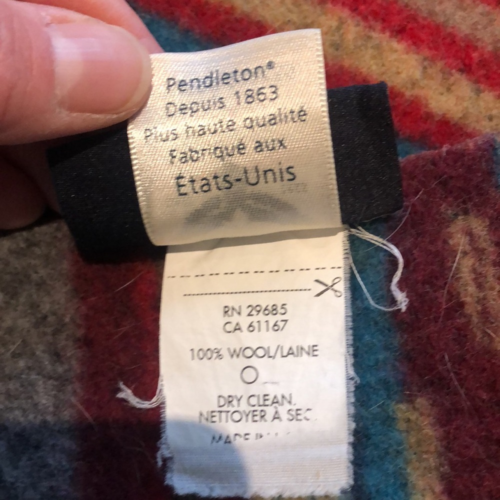 Pendleton Hand Made 100% Wool Rug - Picture 3 of 6